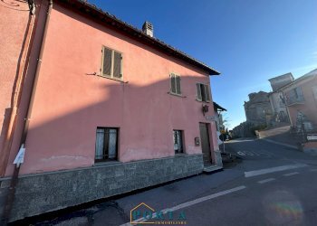 Foto 1 - Independent house Via Capris
 
29, Cigliè - photo 1