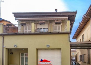 Facciata - Villa piazza 20 Settembre, 11, Saluzzo - foto 42