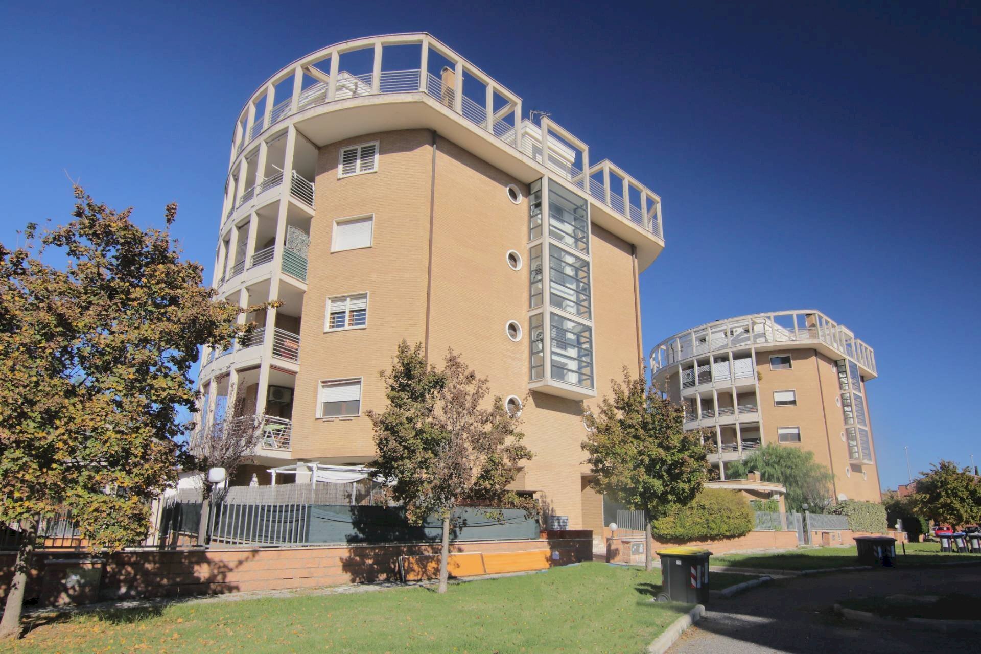 Foto 1 - Trilocale Via Zanotti Bianco
 
15, Roma - foto 1