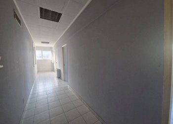 Corridoio - Capannone via delle Industrie, Arese - foto 15