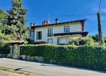 Facciata - Appartamento via San Giuseppe, 30, Biella - foto 1