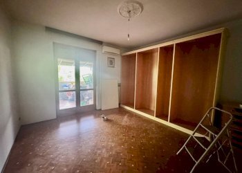 Camera da letto - Appartamento via San Giuseppe, 30, Biella - foto 19