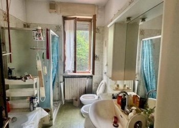 Bagno - Appartamento via San Giuseppe, 30, Biella - foto 21