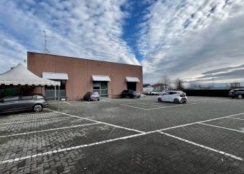 Posto macchina - Shop via Milano, 94, hamlet Chiavazza, Biella - photo 9