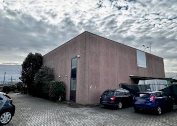 Facciata - Shop via Milano, 94, hamlet Chiavazza, Biella - photo 13