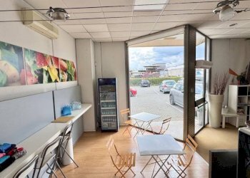 Salone - Shop via Milano, 94, hamlet Chiavazza, Biella - photo 20