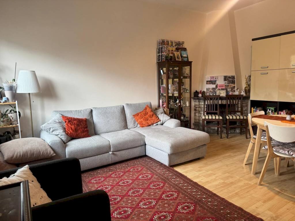 Salone - Villa via Raffaello, Pomezia - photo 2