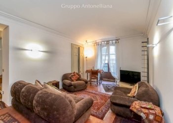 Salone - Three-room apartment via Carlo Alberto, 44, Torino (neighborhood Centro) - photo 7