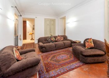 Salone - Three-room apartment via Carlo Alberto, 44, Torino (neighborhood Centro) - photo 8