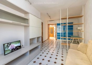 Soggiorno - Four-room apartment via Real Collegio, 18, Moncalieri - photo 10