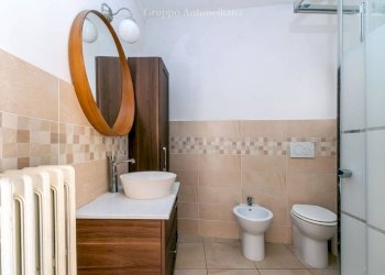 Bagno - Four-room apartment via Real Collegio, 18, Moncalieri - photo 16