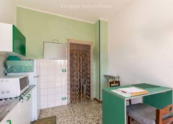 Cucina - Trilocale via Monginevro, 13, Beinasco - foto 10
