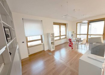 Salone - Office viale Vittorio Emanuele II, Bergamo - photo 4