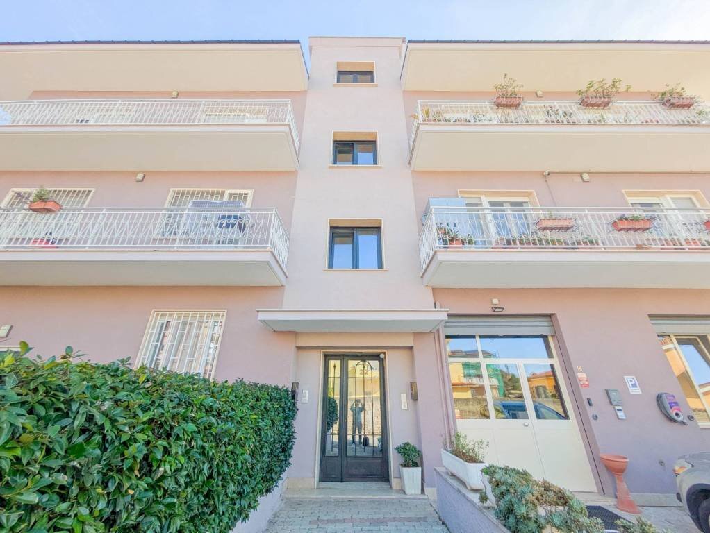 Facciata - Apartment via Antonio Roveggio, hamlet Dragona, Roma - photo 1