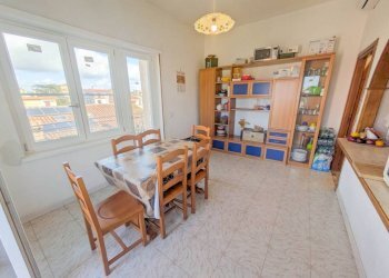 Cucina - Appartamento via Antonio Roveggio, frazione Dragona, Roma - foto 3