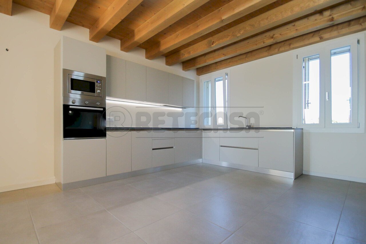 IMG_8140.jpg - Porzione di casa VIA CAPITELLI 23, Pozzoleone - foto 3