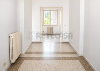 MAGAZZINO - Locale Commerciale Via Giovanni Gradenigo 2, Padova - foto 17