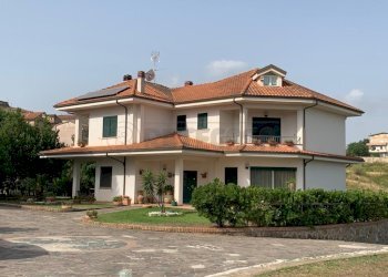 WhatsApp Image 2021-07-17 at 11.23.03.jpeg - Villa via cappuccini, Squillace - foto 9