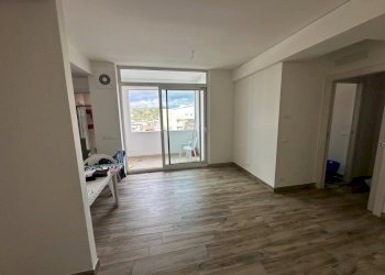 WhatsApp Image 2025-11-03 at 13.00.51 (7).jpeg - Trilocale via trapani rocciola  13, Modica - foto 2