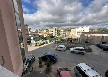 WhatsApp Image 2025-11-03 at 13.00.51 (1).jpeg - Trilocale via trapani rocciola  13, Modica - foto 6