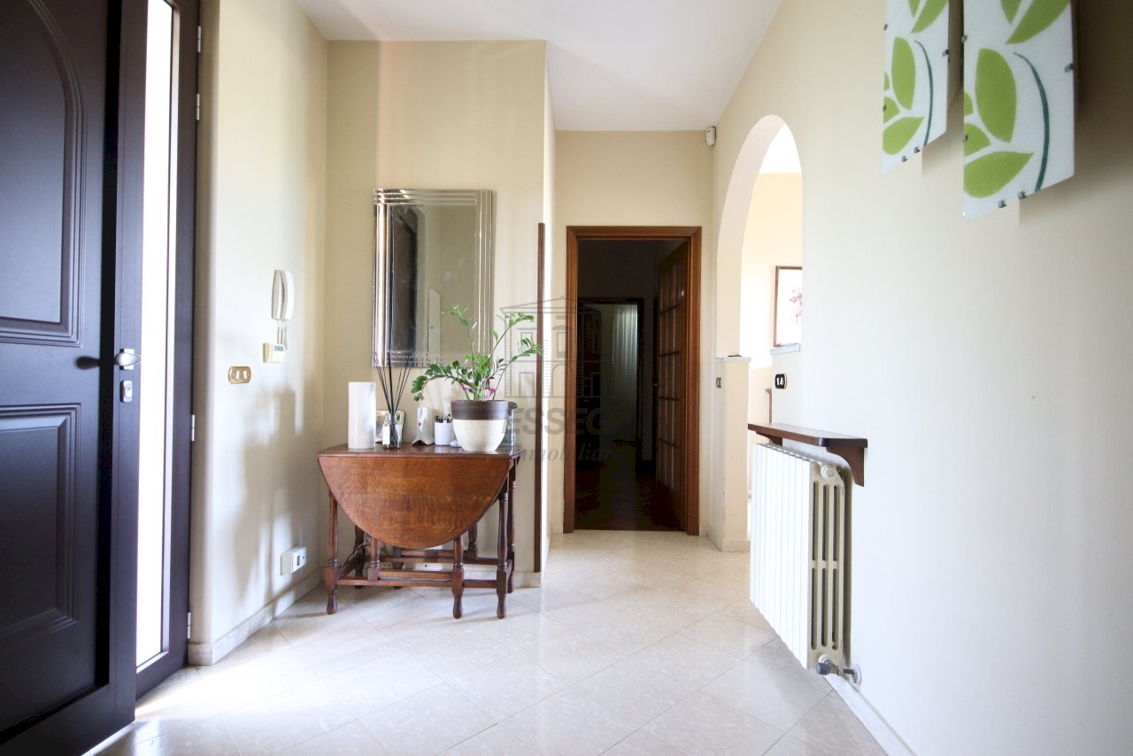 Villa singola divisa in 2 appartamenti, pronta, Ca - Villa Via di Paganico 115, Capannori - foto 2