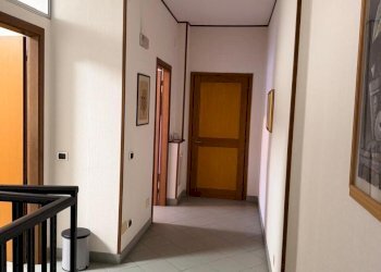 c0eb8774-2320-49f9-892e-add03ada2ef2.jpg - Appartamento Via Gallico 12, Castelnuovo Magra - foto 4