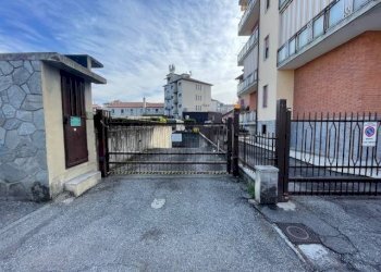 Box San Mauro Torinese - foto 2