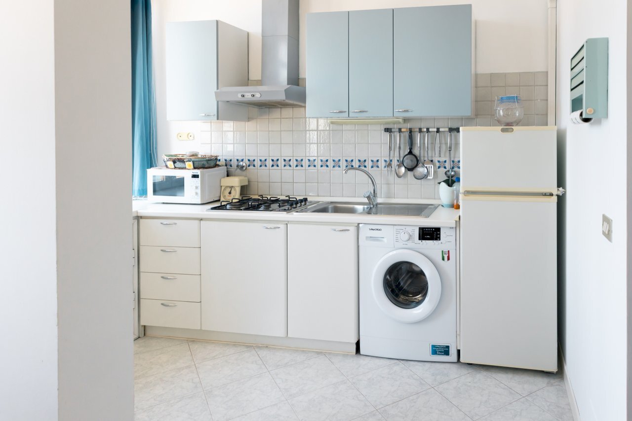 Soggiorno con angolo cottura - Bilocale Corso Maturzia, Sanremo - foto 3