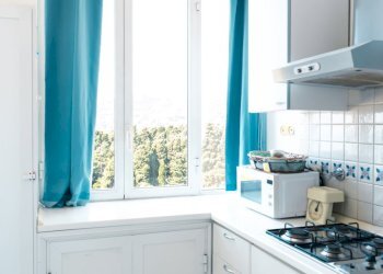 Soggiorno con angolo cottura - Bilocale Corso Maturzia, Sanremo - foto 4