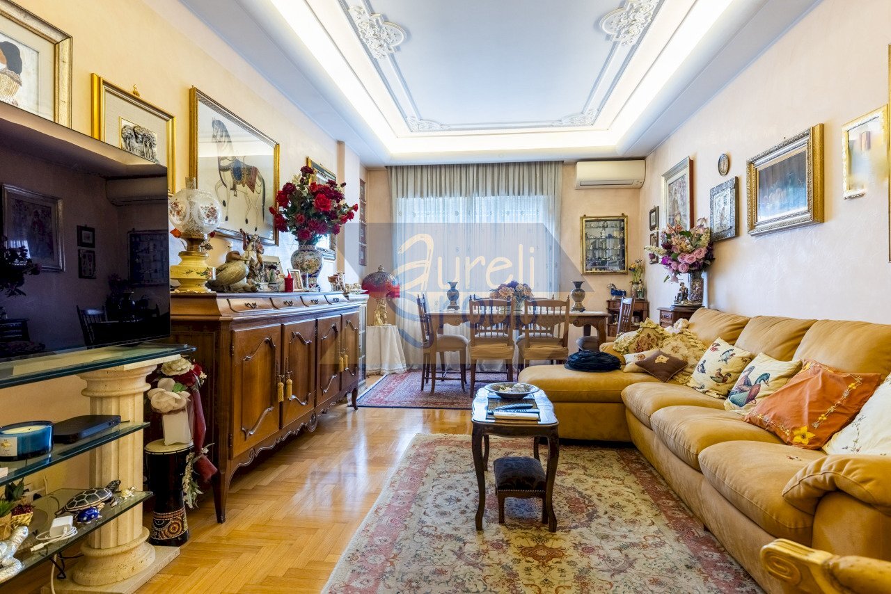 Soggiorno - Trilocale Via Tito Quinzio Penno, Roma - foto 3