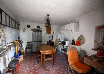 9.jpg - Rustic Via Carignano, Fosdinovo - photo 9