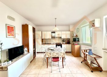 IMG_2362.jpg - Trilocale Monopoli - foto 1