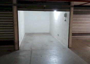 box e.jpg - Box Via della Piazzetta 4 R, Genova (zona San Martino) - foto 7