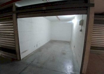 box d.jpg - Box Via della Piazzetta 4 R, Genova (zona San Martino) - foto 8