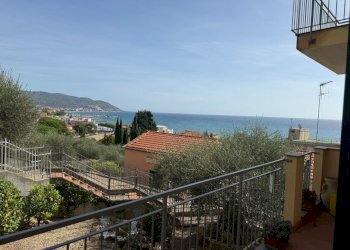 9.jpg - Bilocale Via Divina Provvidenza, Diano Marina - foto 3