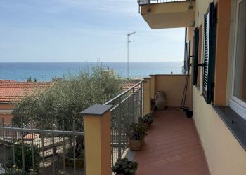 9b.jpg - Bilocale Via Divina Provvidenza, Diano Marina - foto 15