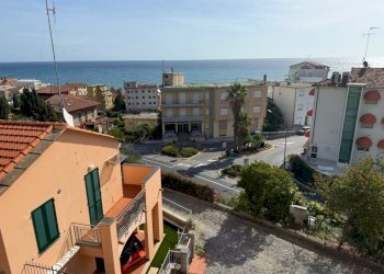 20.jpg - Bilocale Via Divina Provvidenza, Diano Marina - foto 25