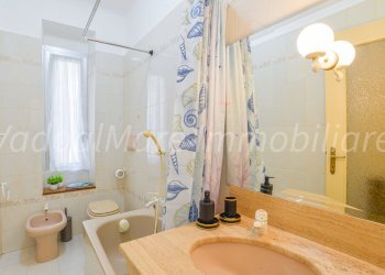 Via Servettaz-28.jpg - Four-room apartment Via Giovanni Servettaz 2424, Savona - photo 24