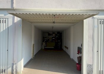 WhatsApp Image 2025-07-05 at 11.23.18 (1).jpg - Box Via Giovanni Trossarelli 47R, Genova (zona Struppa) - foto 2