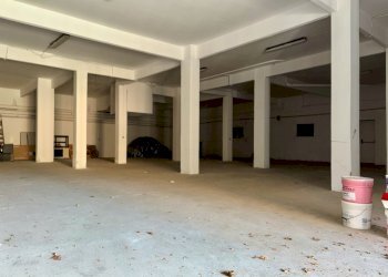 IMG_1325.jpg - Warehouse Via Giovanni Trossarelli 49 R, Genova (neighborhood Struppa) - photo 4