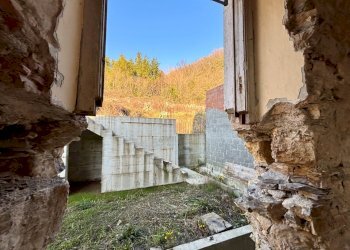 IMG_7609.jpg - Casa indipendente Salita Chiappa di Struppa 20, Genova (zona Staglieno) - foto 13