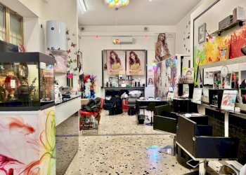 7.jpeg - Locale Commerciale Via di Colle Fiorito 92, Guidonia Montecelio - foto 8