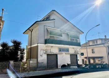 WhatsApp Image 2025-11-04 at 15.59.24.jpeg - Bilocale Guidonia Montecelio - foto 15