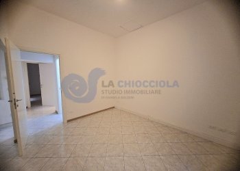 soggiorno - Office Bologna (neighborhood Saragozza) - photo 22