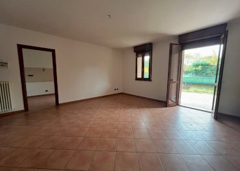 IMG_3680.jpg - Quadrilocale Reggio nell'Emilia - foto 3