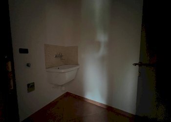 IMG_3691.jpg - Quadrilocale Reggio nell'Emilia - foto 9