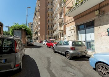 Via Paolo Lopis 19 CT (2).jpg - Centro commerciale Via Paolo Lopis 19/M, Catania - foto 2