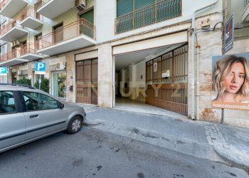 Garage Leopardi (5).jpg - Box Via Giacomo Leopardi 119, Catania - foto 27