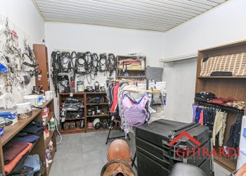 3.8 LOCALE 2.jpg - Abbigliamento - Intimo VICO CAMPETTO   3/5 R, Genova - foto 19