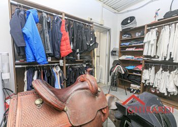 3.10 LOCALE 2.jpg - Abbigliamento - Intimo VICO CAMPETTO   3/5 R, Genova - foto 21